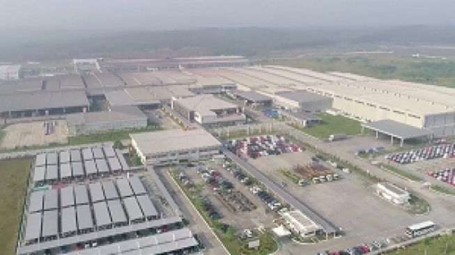 Salah satu fasilitas perakitan PT Astra Daihatsu Motor, Karawang Assembly Plant [PT ADM].