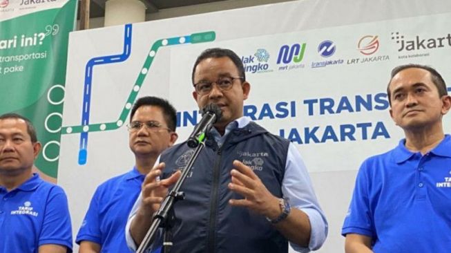 Jelang Habis Masa Jabatan, Anies Dinobatkan Jadi Bapak Integrasi Transportasi Jakarta