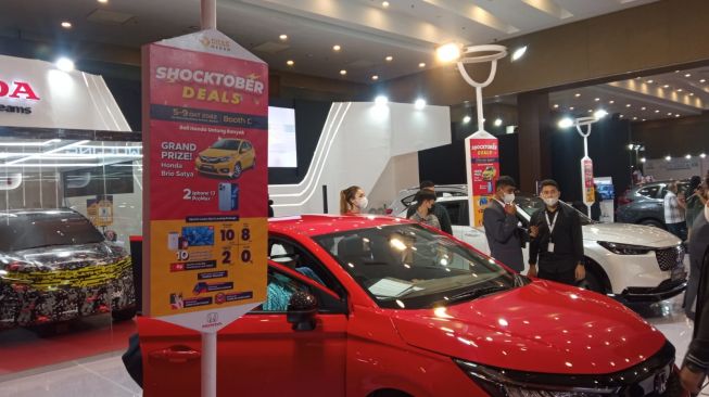 Promo menarik menunggu pengujung Santika Convention Centre Medan dalam acara GIIAS 2022 Medan atau GIIAS Medan 2022 The Series [Gaikindo/Seven Events].