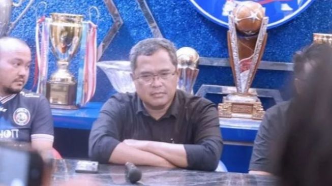 Ikhlas jadi Tersangka, Ketua Panpel Arema Nangis: Saya Lebih Takut Siksa Allah Daripada Siksa Dunia