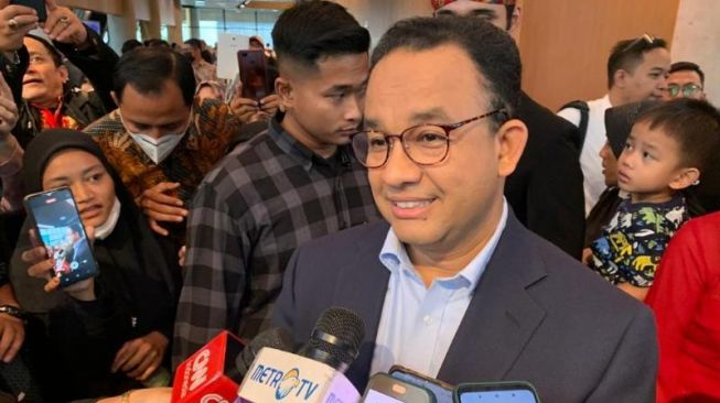 Gubernur DKI Jakarta Anies Baswedan menyatakan penjabat yang ditunjuk akan menggantikan dirinya memimpin ibu kota, yakni Heru Budi Hartono, diyakini bakal melanjutkan program kerjanya. [Suara.com/Yaumal]