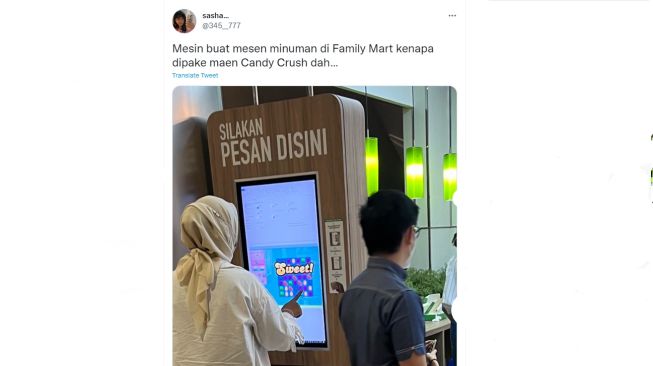 Mesin Minuman di Family Mart (twitter/345__777