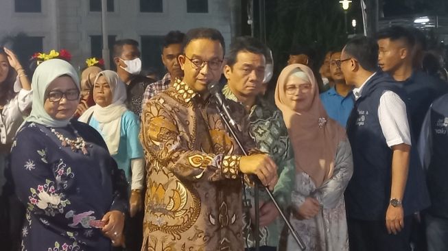 Ketika Anies Hadiri Silaturahmi Jaringan Rakyat Miskin Kota di Kota Tua Minggu Malam