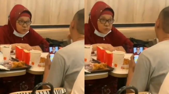 So Sweet, Pria Ini Diam-diam Videokan Ibunya yang Sedang Makan di Depannya