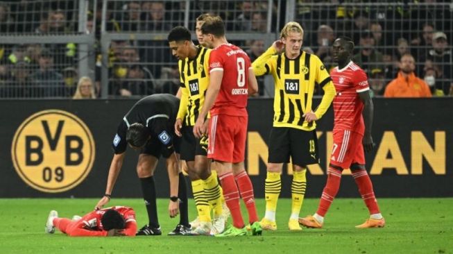 Tendangan Mengerikan Kapten Borussia Dortmund, Bek Bayern Muenchen Alphonso Davies Alami Gegar Otak