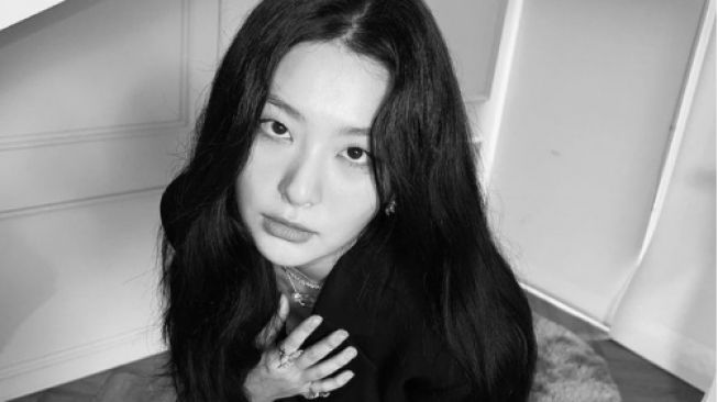 Bagi Tips Anti-Stres, Ternyata Seulgi Red Velvet Kerap Dengarkan Lagu Ini!