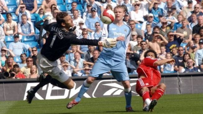 Jermaine Pennant (kanan) saat berseragam Liverpool di tahun 2007. [AFP]