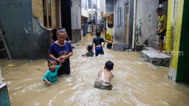 Heru Utamakan Atasi Banjir dengan Anggaran Rp3,7 Triliun, NasDem: Siapapun Gubernur Jakarta Pasti Banjir