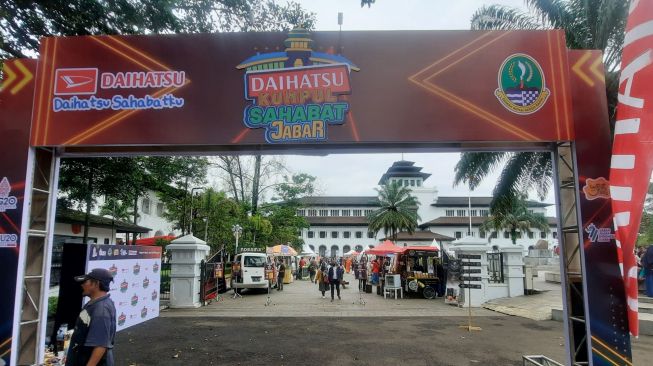 Serunya acara "Daihatsu Kumpul Sahabat Jabar 2022" (8-9/10/2022) di Gedung Sate Bandung [PT ADM].