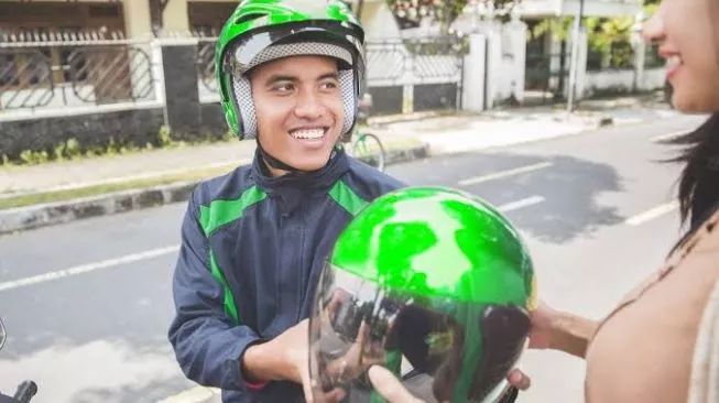 Kisah lucu driver ojol seperti ini mungkin terdengar ringan, tapi justru itulah warna dari kehidupan di jalan.