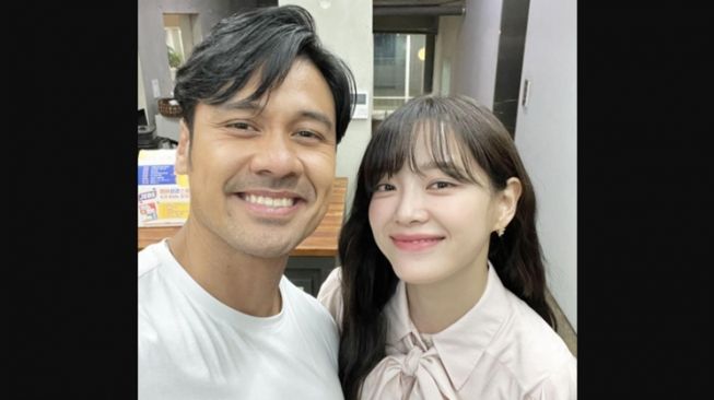 Momen Pertemuan Chicco Jerikho dan Kim Se Jeong (instagram/@realfoodjellyid)