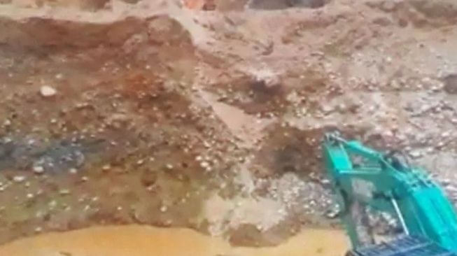 Tambang Emas Ilegal Marak di Pasaman Barat, Begini Reaksi Kementerian ESDM