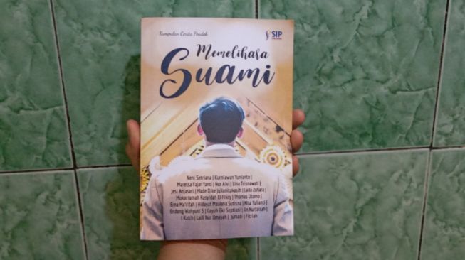 Mengkritisi Kepincangan dalam Rumah Tangga, Ulasan Buku Memelihara Suami