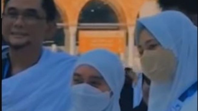 Rizky Billar Bantah KDRT ke Lesti Kejora, Netizen hingga Psikolog Beri Nyinyiran Pedas