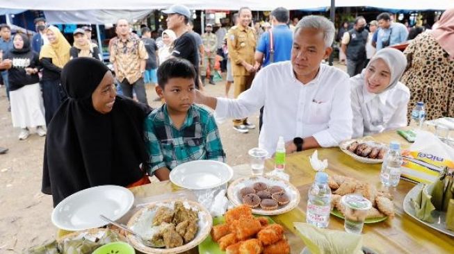 Ganjar Pranowo Malah Kena Nyinyir Warganet Imbas Roadshow ke Sejumlah Daerah