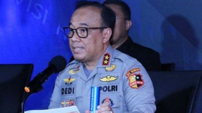 Macam-macam Pembelaan Polisi Soal Gas Air Mata: Tidak Mematikan