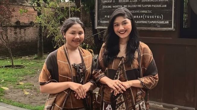 9 Potret Shania Adik Erina Gudono, Calon Adik Ipar Kaesang Pangarep