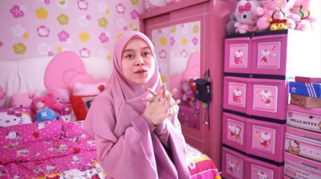 Potret Kamar Lesti Kejora Sebelum Menikah (YouTube/3D Entertainment)