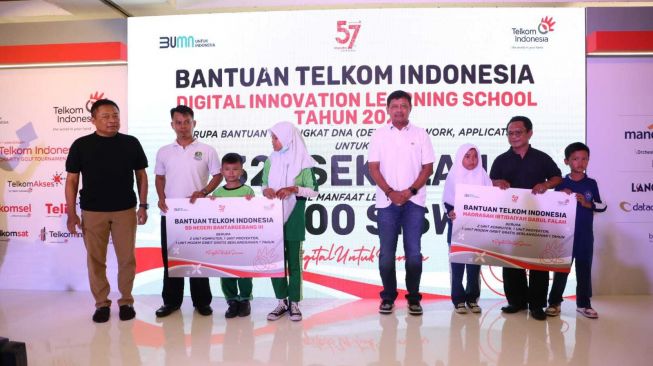 Telkom Hadirkan Digitalisasi Pendidikan di Daerah 3T