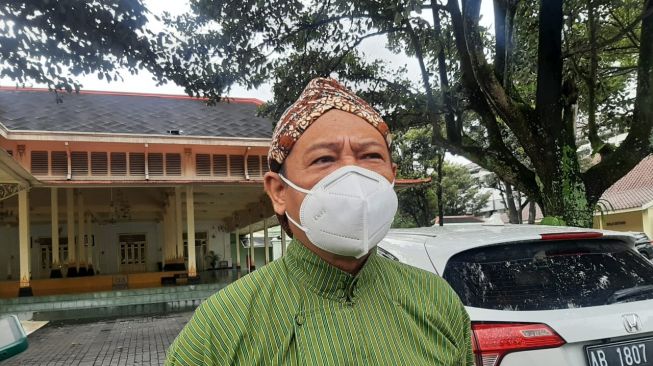  Sekda DIY, Baskara Aji menyampaikan tentang somasi ke pengembang di Kompleks Kepatihan Yogyakarta, Kamis (13/10/2022). [Kontributor / Putu Ayu Palupi]