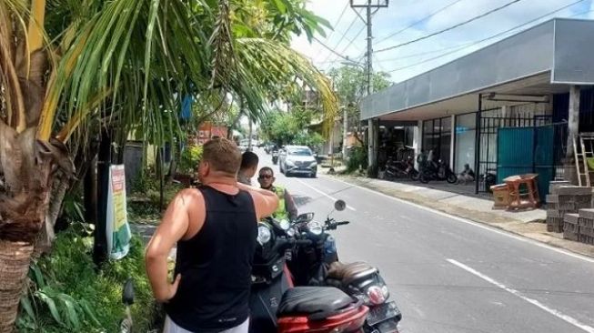 Bule Ukraina Dan Warga di Canggu Nyaris Baku Hantam Karena Ugal-ugalan