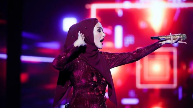 Mulan Jameela Buka Konser Dewa 19 di JIS, Minta Penonton Tertib sampai Acara Selesai