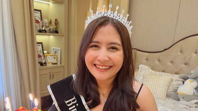 Prilly Latuconsina Salting Lihat Video Lawas Aliando Syarief: Capek Digosipin