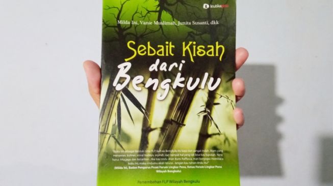 Kisah Tragis Keluarga Miskin dalam Buku Sebait Kisah dari Bengkulu