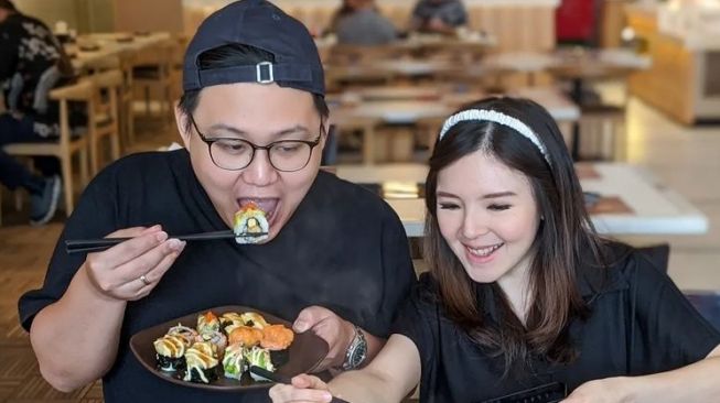 9 Bisnis Kuliner Vlogger Indonesia, Ada yang Sukses Buka Cabang di Berbagai Kota!