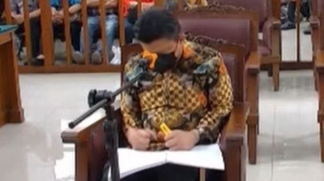 Ferdy Sambo di sidang perdana kasus pembunuhan berencana Nofriansyah Yosua Hutabarat atau Brigadir J di Pengadilan Negeri Jakarta Selatan, Senin (17/10/2022). 