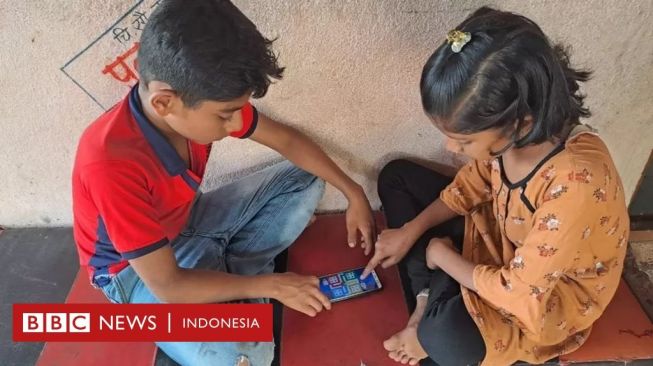 Desa di India Matikan TV Satu Jam Tiap Hari Agar Warga Bisa Ngobrol