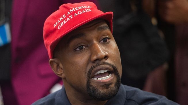 Penyanyi asil Amerika Serikat, Kanye West. [Saul Loeb/AFP]