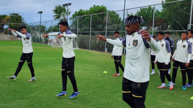 Timnas Indonesia U-20 menjalani latihan perdana di Turki pada Minggu (16/10/2022). [Dok. PSSI]