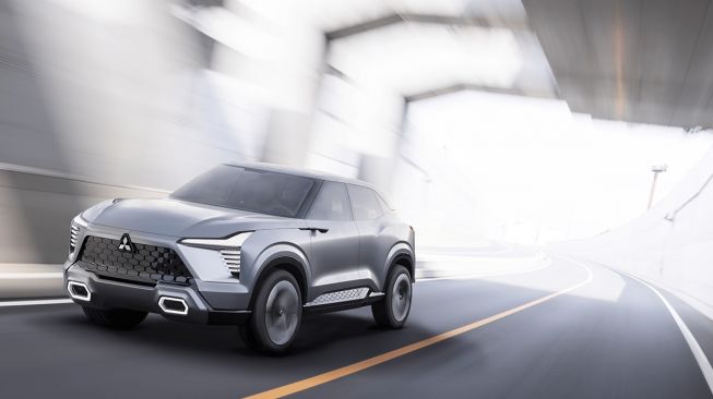 Mitsubishi Motors Corporation (MMC) menggelar peluncuran global perdana untuk Mitsubishi XFC Concept di Ho Chi Minh City, Vietnam [Mitsubishi Motors].