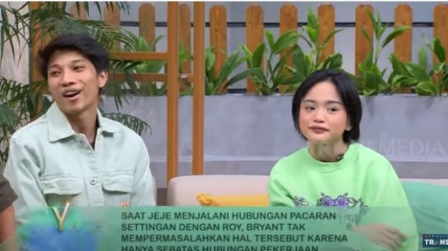 Jeje Slebew dan kekasihnya, Bryant [YouTube/TRANS7 OFFICIAL]