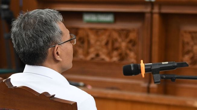 Terdakwa kasus perintangan proses penyidikan atau 'obstruction of justice' Agus Nurpatria menjalani sidang perdana di Pengadilan Negeri (PN) Jakarta Selatan, Jakarta, Rabu (19/10/2022). ANTARA FOTO/Aditya Pradana Putra