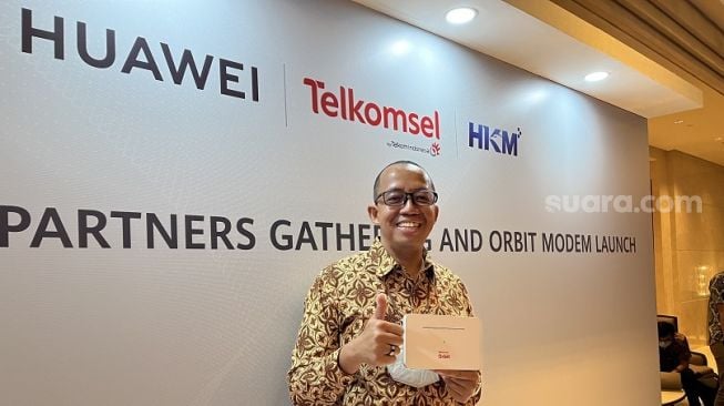 VP Sales Strategy Telkomsel, Adhi Putranto. [Suara.com/Dicky Prastya] 