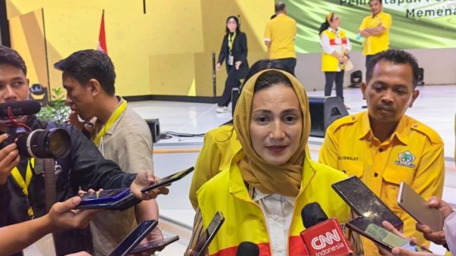 Wanda Hamidah bergabung ke Partai Golkar. [ANTARA]