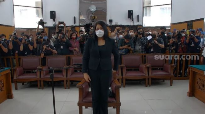 Bersikeras Putri Candrawathi Mengaku Alami Pelecehan Seksual, Kuasa Hukum Ungkap 4 Hal Ini