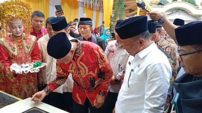 Masjid Raya Lubukbasung Senilai Rp 3 Miliar Diresmikan