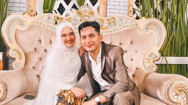 Potret Mesra Nabila LIDA dan Ilyas Bachtiar (Instagram/@stream_entertainment)