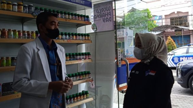 Larangan Jual Obat Sirup Anak, Walkot Mojokerto Sidak Apotek