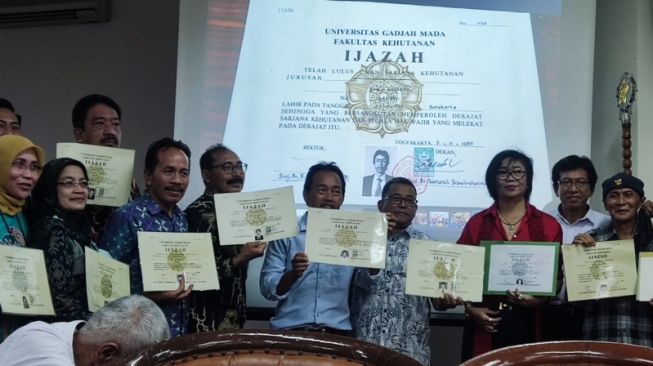 Respon Ijazah Palsu, Belasan Teman Seangkatan Jokowi Siap Berikan Pendampingan Hukum