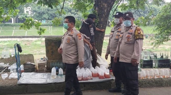 Polisi Tindaklanjuti Kasus Dugaan Pemalakan PKL di Kanal Banjir Timur