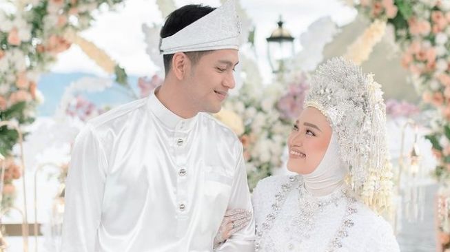 Potret Mesra Nabila LIDA dan Ilyas Bachtiar (Instagram/@stream_entertainment)