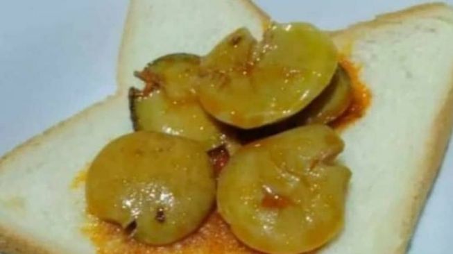 Tak Masuk Nalar, Berikut 5 Menu Makanan Nyeleneh yang Bikin Geleng-geleng Kepala: Ada Roti Toping Jengkol