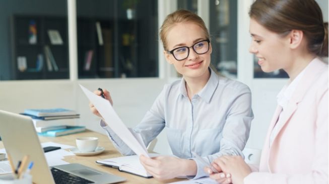 3 Tipe Rekan Kerja yang Bikin Nyaman, Tidak Pernah Terpikir Buat Resign!