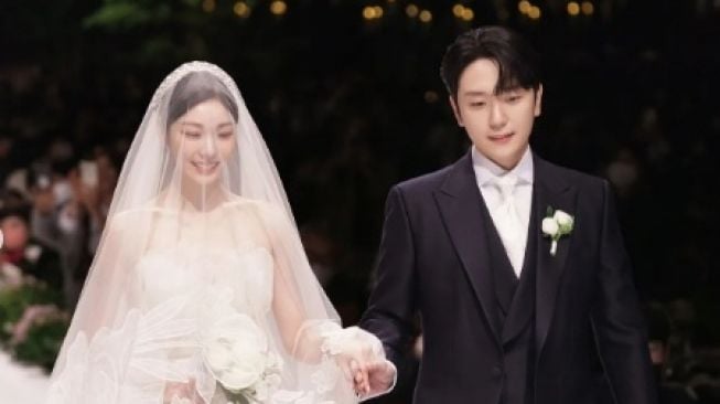 Selamat! Kim Yuna dan Ko Woo Rim FORESTELLA Resmi Menikah