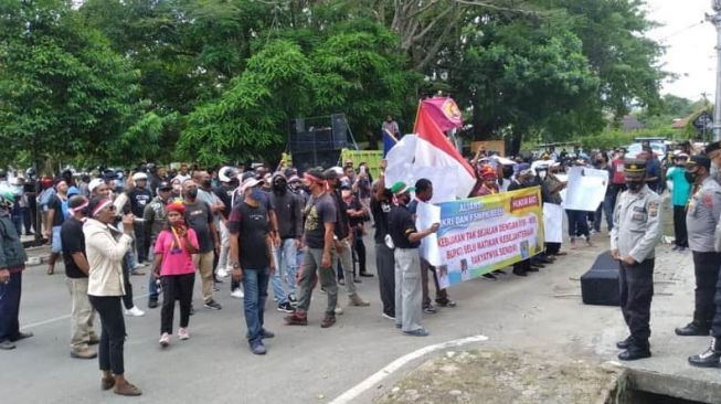 Plt Kadis PUPR Belu “Bungkam” Terkait Gaji Tekoda 5 Bulan Belum Terealisasi