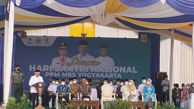 Hadiri Hari Santri di Sleman: Sebut Indonesia Negara Kesepakatan, Wapres Ajak Santri Menjadi Mujahidin